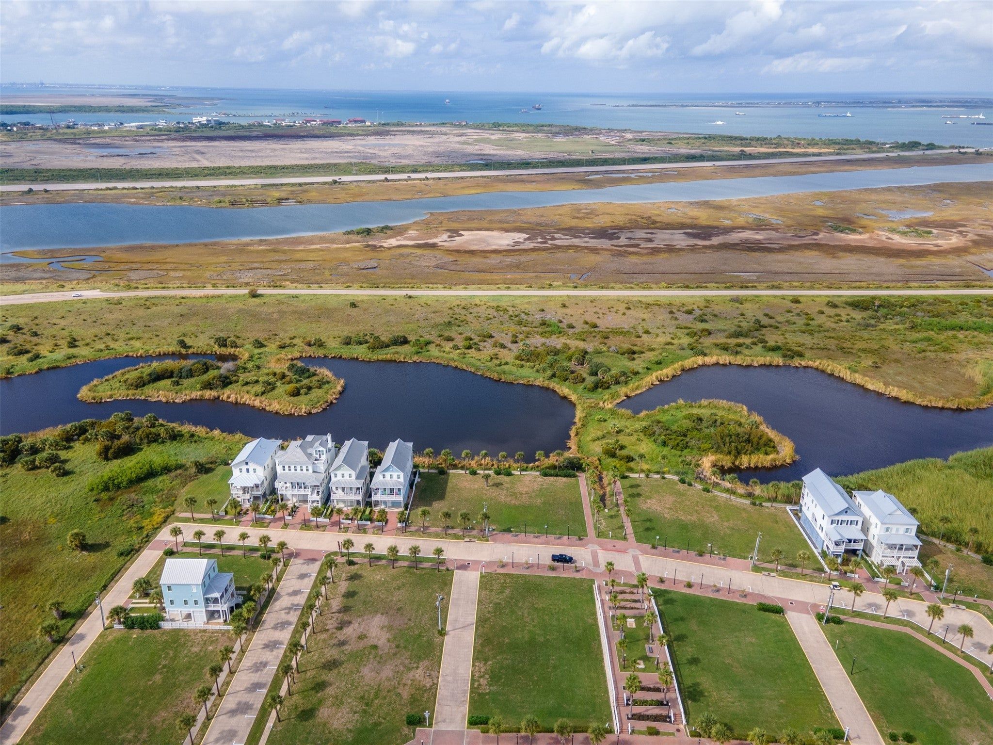 Land Listing Agent Photo